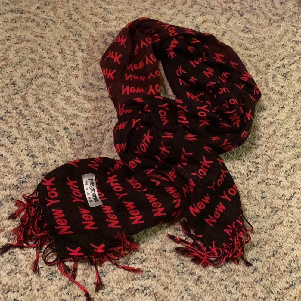 Pashmina rad and black New York scarf
